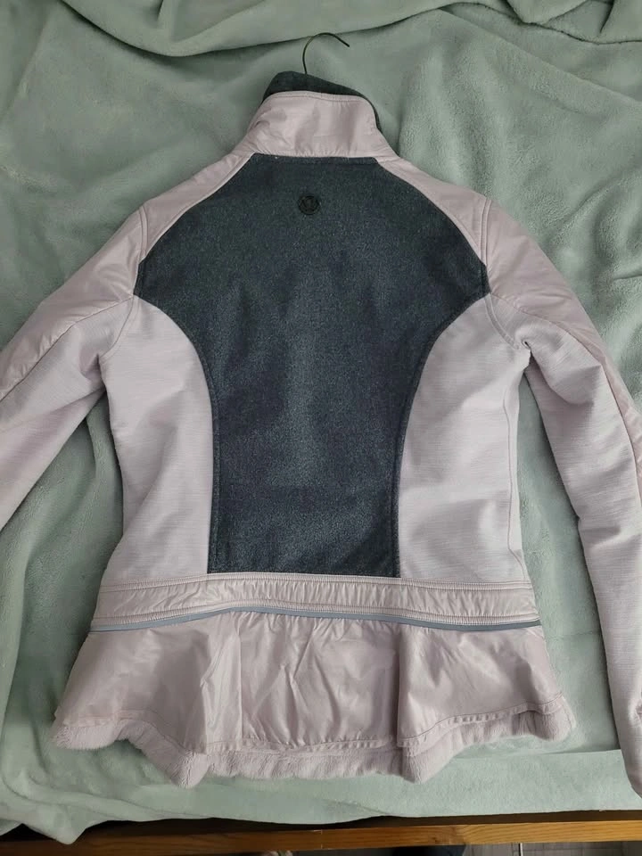Lululemon size 10 pedal power jacket - photo 2