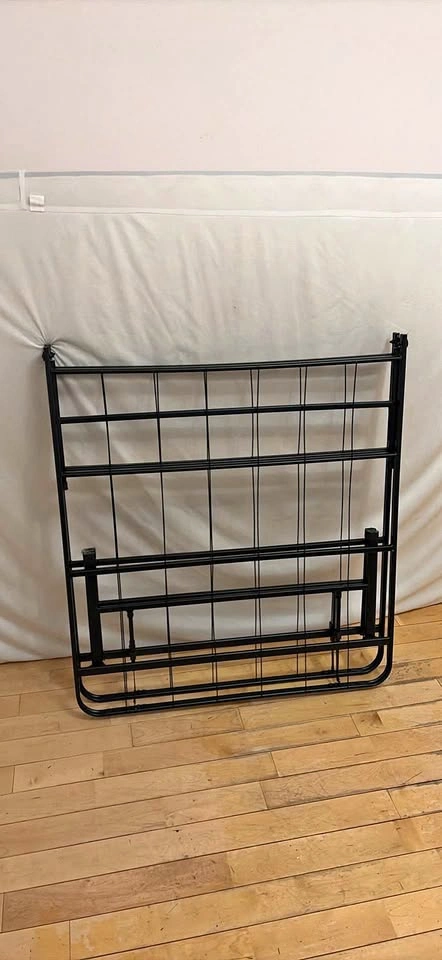 SINGLE / Twin Black Metal Folding Bed Frame