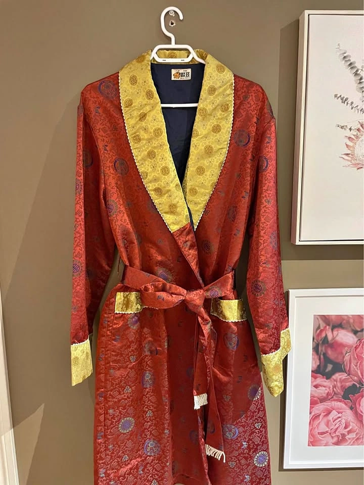 Vintage 1960s-70s Beompyo Tiger Brand Silk Robe