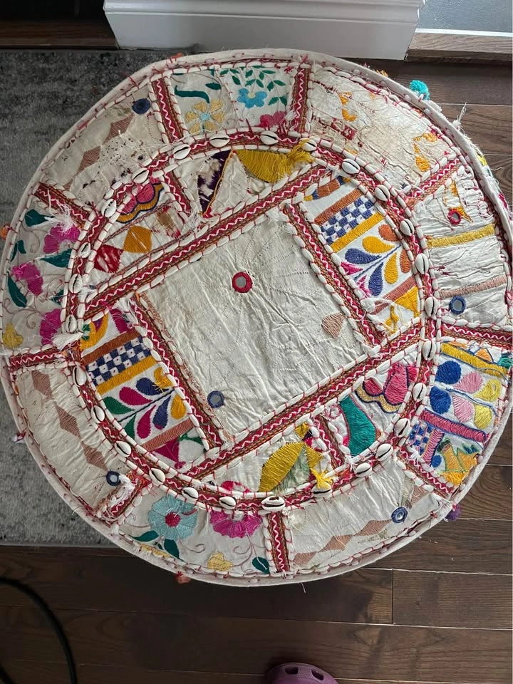 Beautiful soft foot stool - photo 2