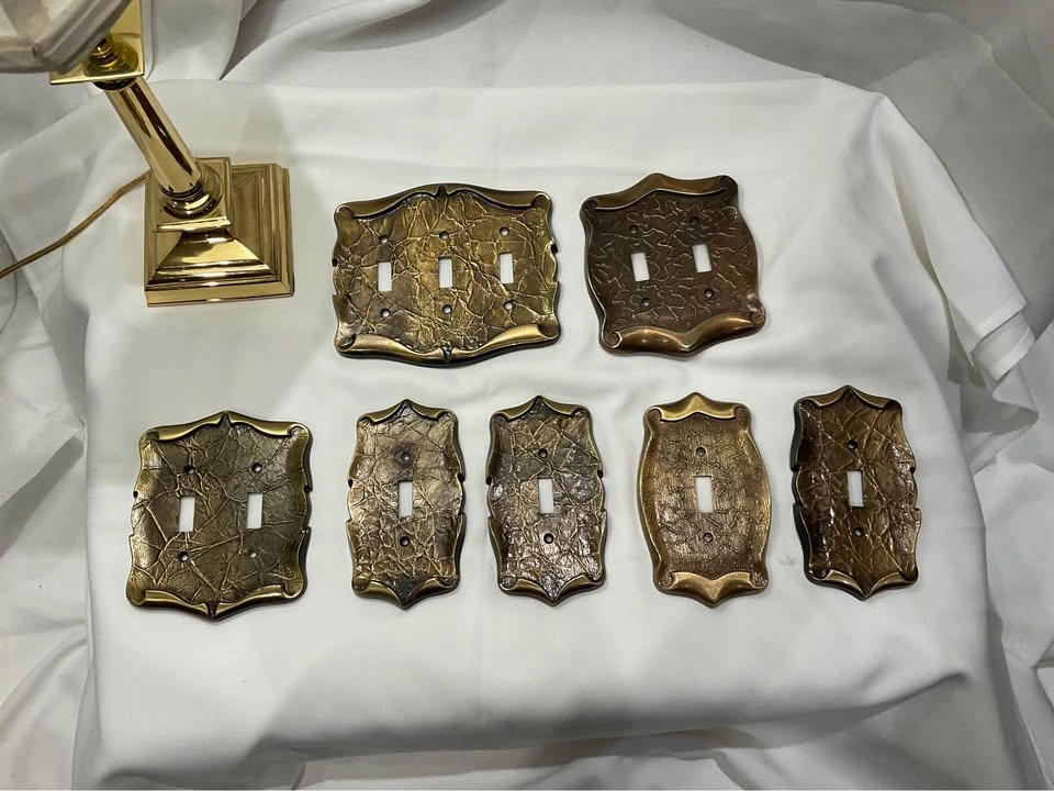 Vintage Light Switch Plates - America Carriage House (7 Total) - photo 2