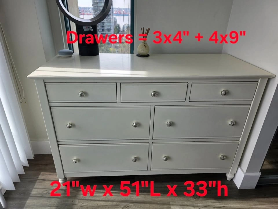 7 Drawer Modern Dresser with 2 Bedside Tables - photo 3