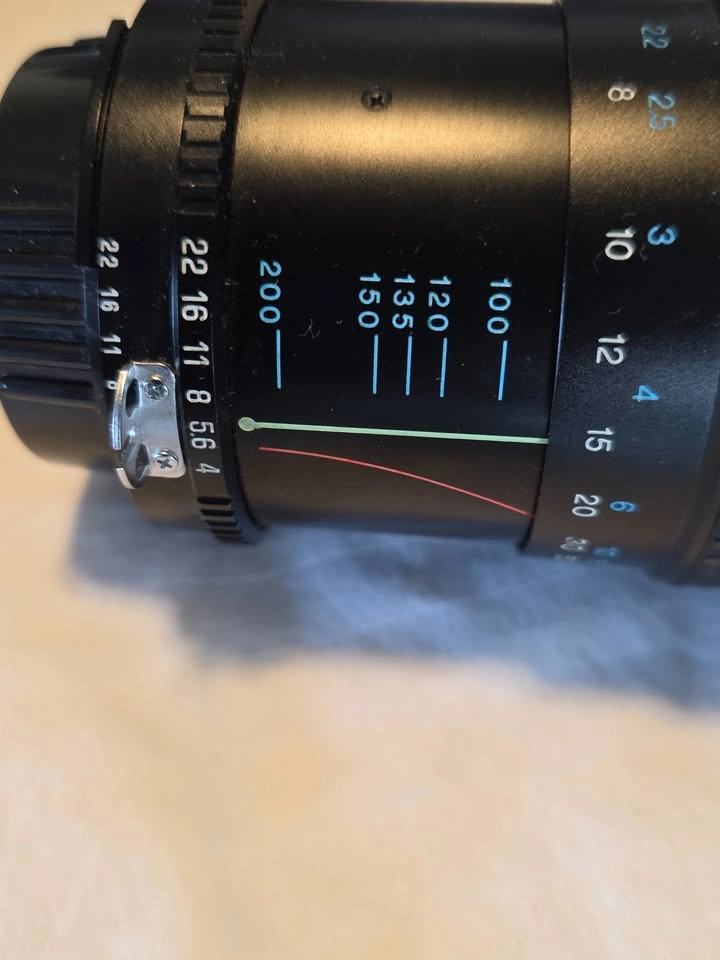 Nikon FG 35mm Film Camera w/ 3 Lenses & Gear - photo 5