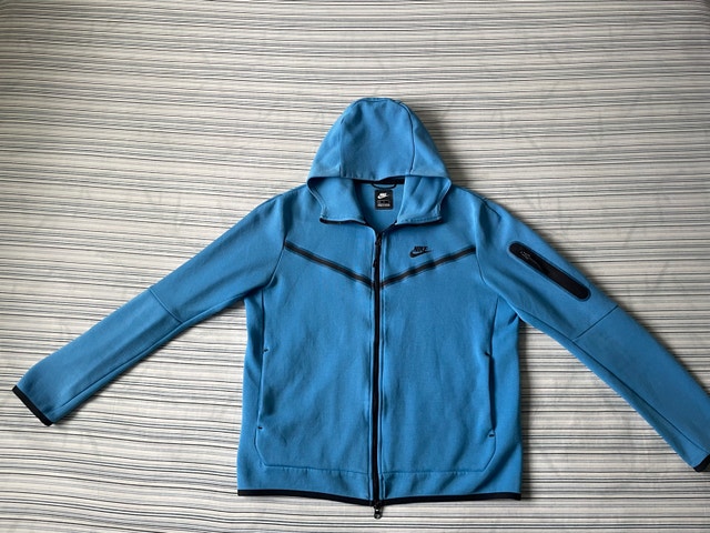 2020 Light Blue Nike Tech