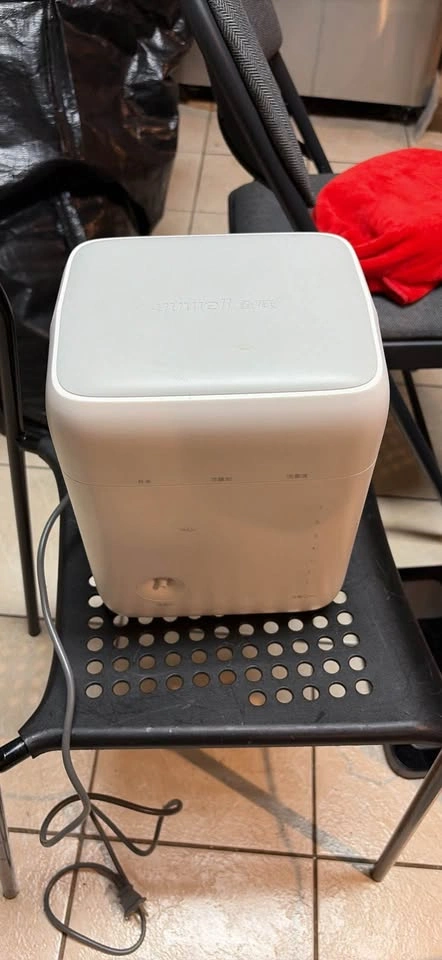 Yuwell YU100 Home Oxygen Concentrator - photo 3