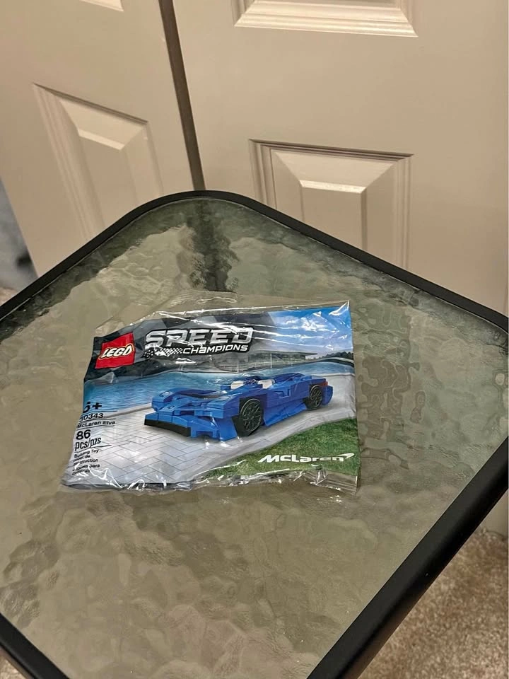 30343 Speed McLaren Elva LEGO Set