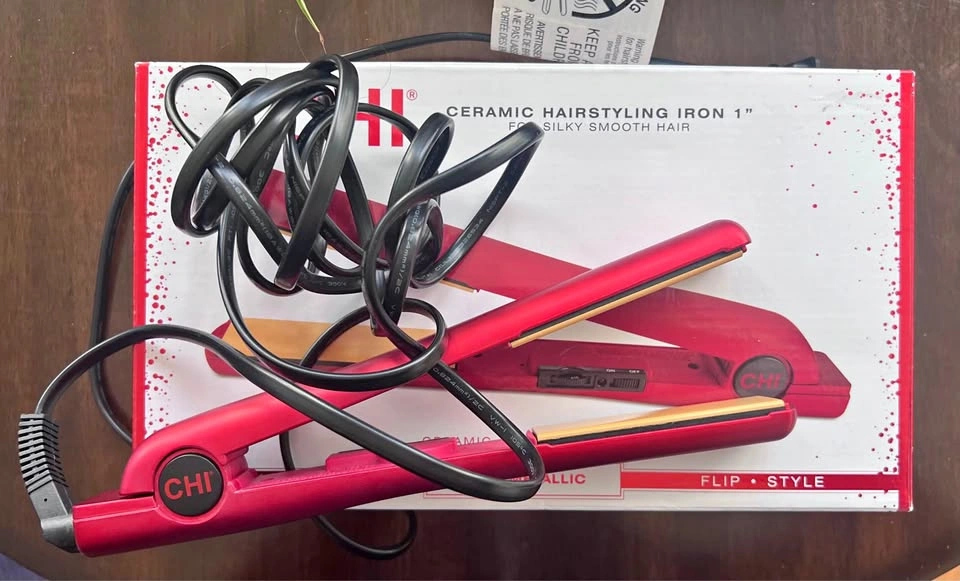 CHI Ceramic Hairstyling Iron 1"