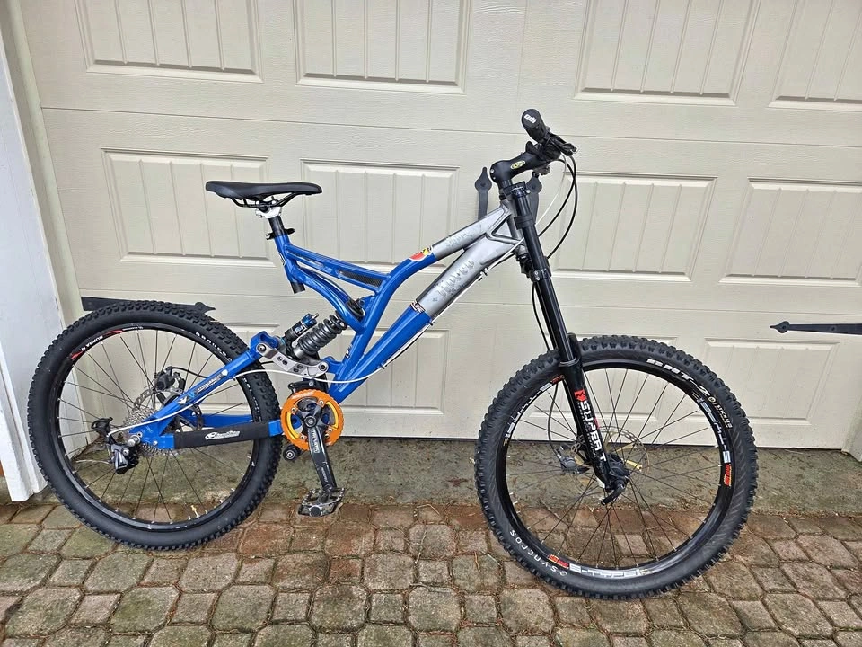 Norco Shore Bike - great parts
