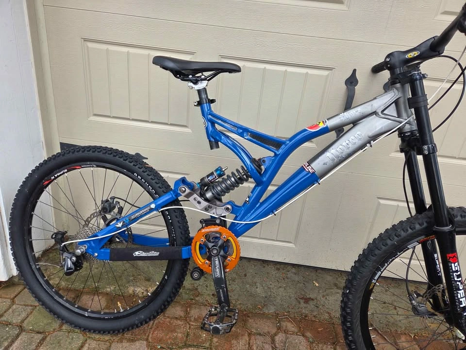 Norco Shore Bike - great parts - photo 2