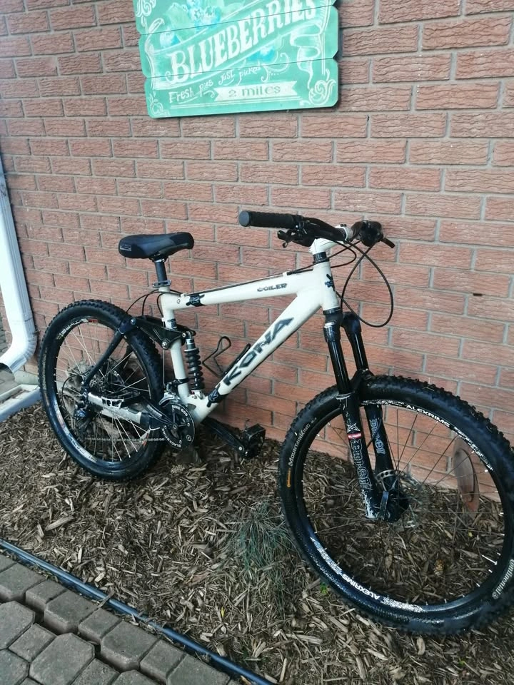 Kona Coiler Full Suspension Bike - Priced to Sell - photo 2
