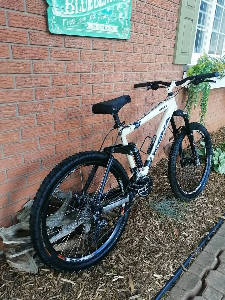 Kona Coiler Full Suspension Bike - Priced to Sell - photo 5