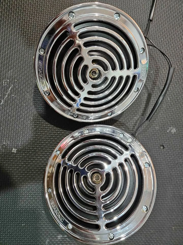 Horns and siren Hooter