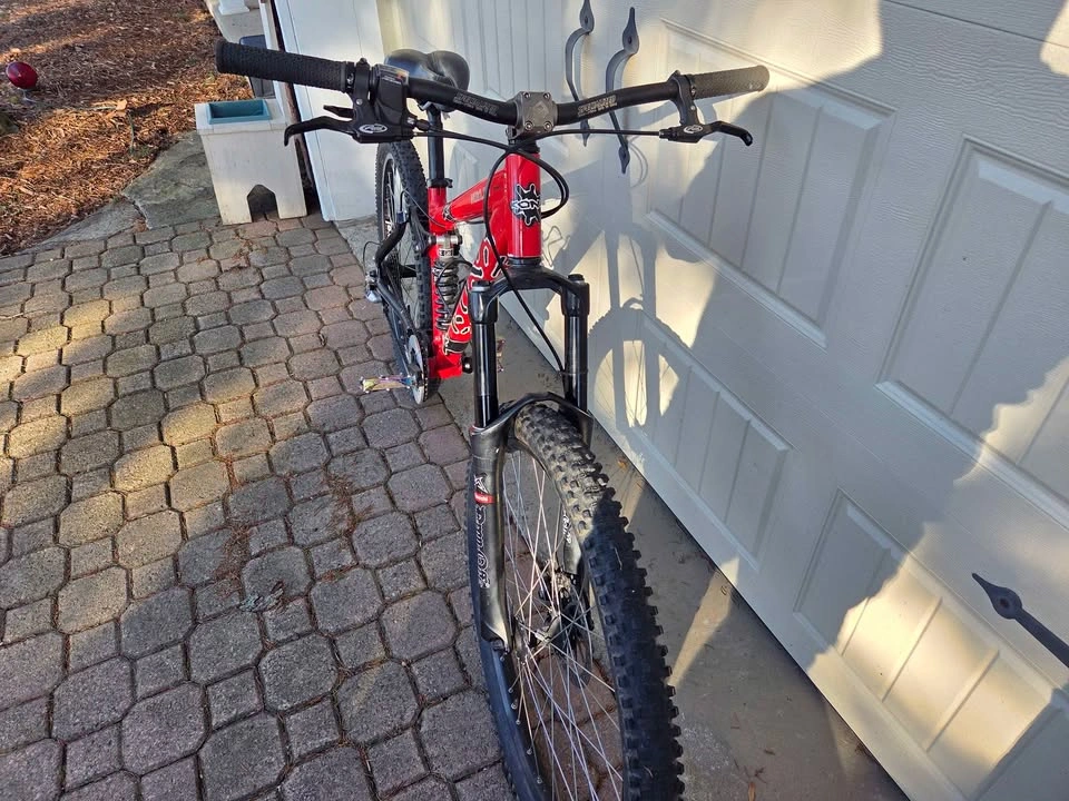 Kona Howler Bike - Great Condition - photo 5