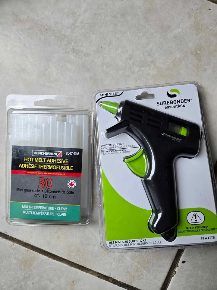 Hand Tools - Magnetic Screwdriver & Measuring Tape - photo 4