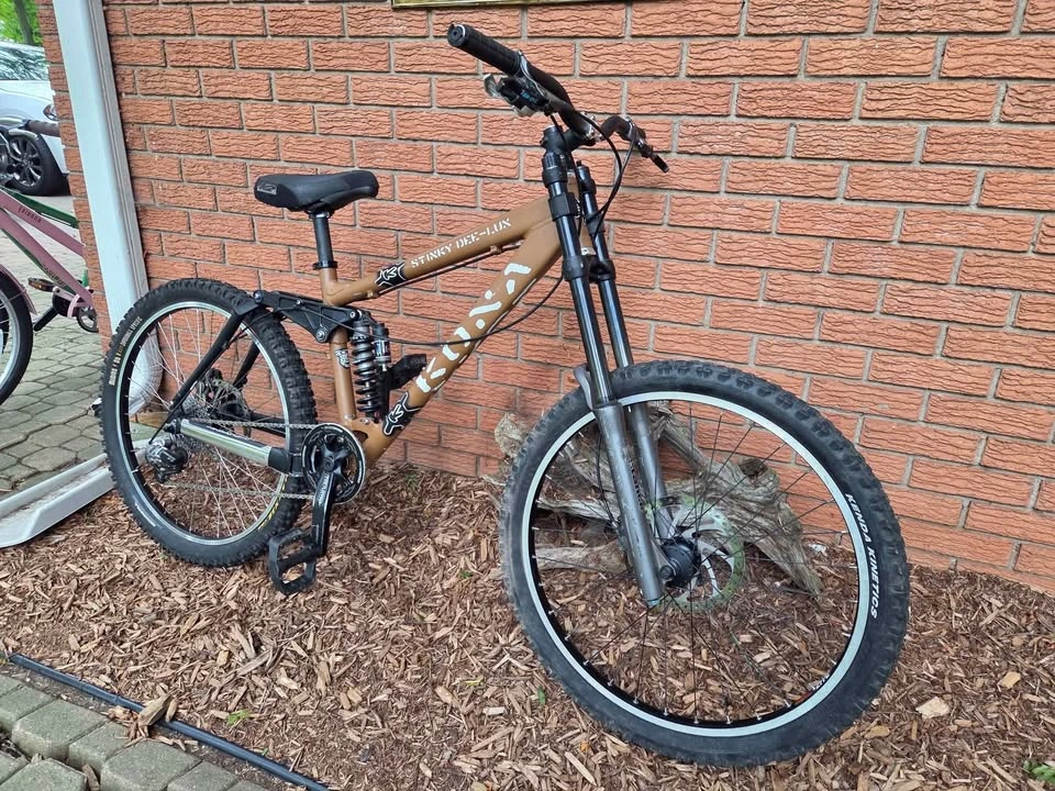 KONA Stinky Dee Lux Bike - photo 3