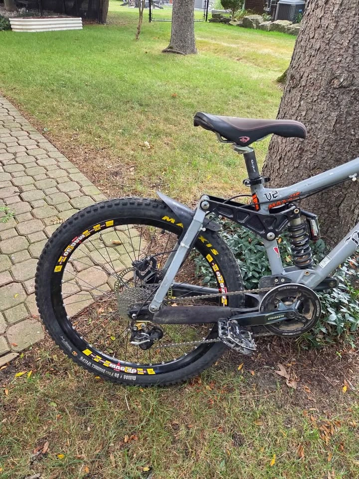 BANSHEE Scream V2 DH Bike - photo 3