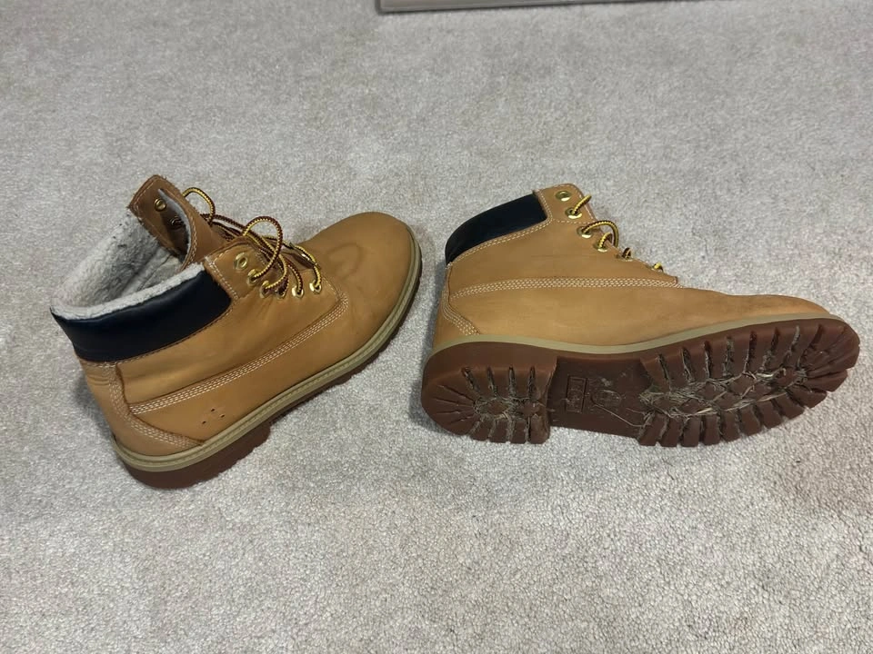 Timberland Boots (Size 7 US) - photo 4