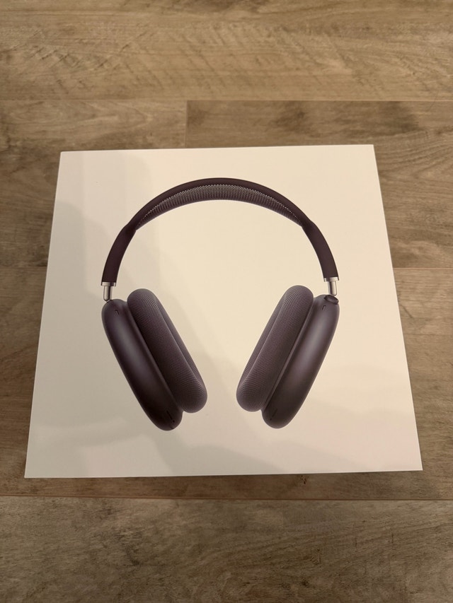 AirPod Max Second Generation (USB - Type C)