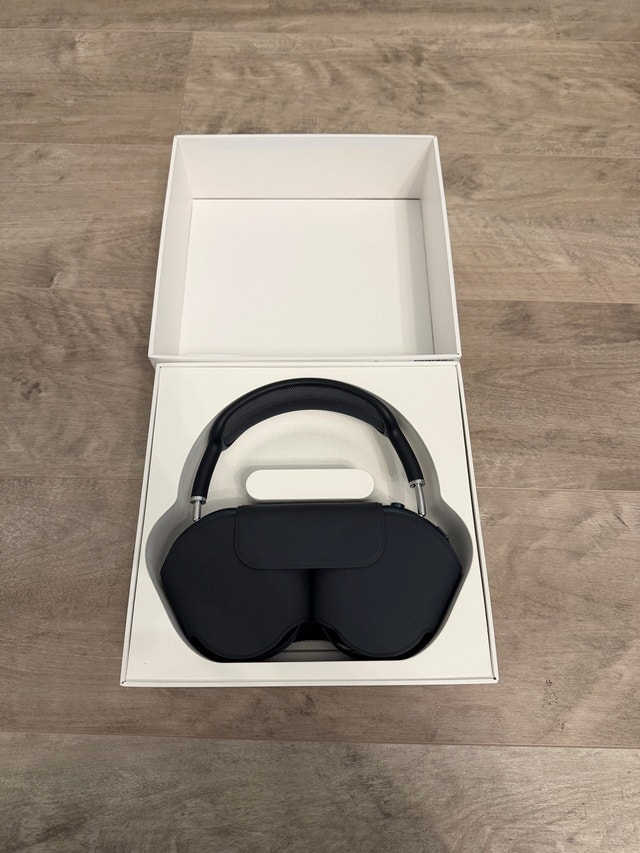 AirPod Max Second Generation (USB - Type C) - photo 2