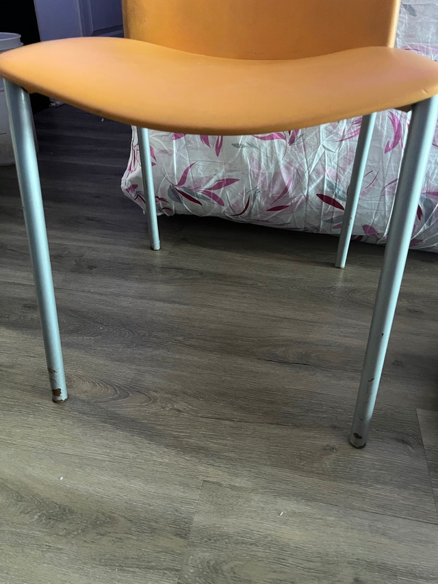 High end stackable Chair (set of 4) - photo 2