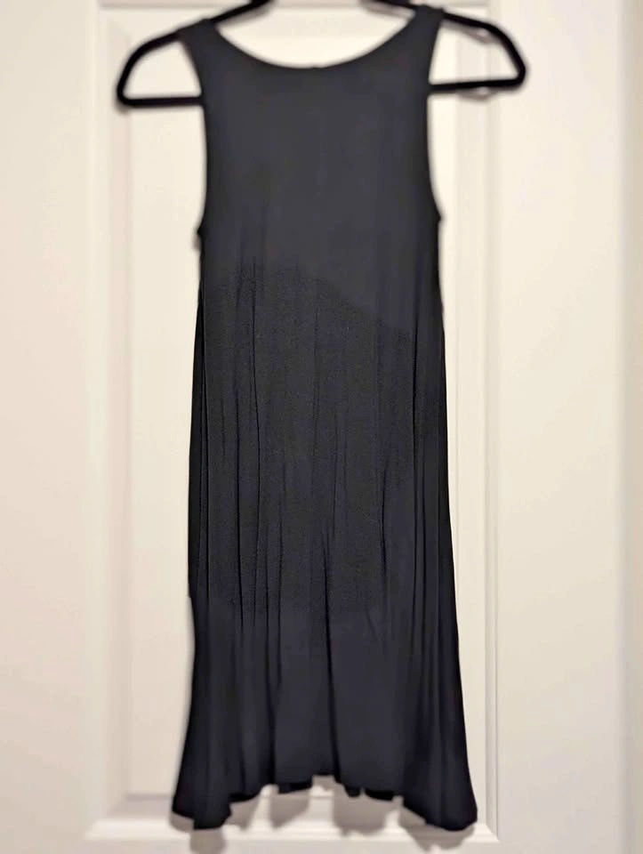 Old Navy Women’s Black Sleeveless Swing Dress – Size Small Petit