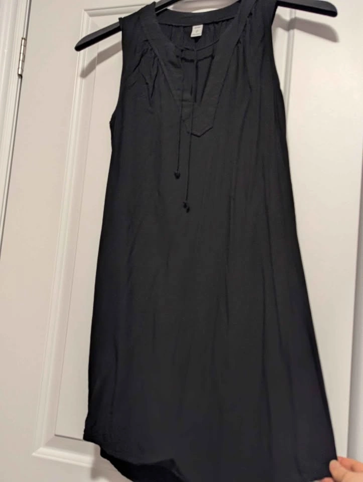 Old Navy Women's Black Sleeveless Shift Dress - Size Small - photo 2