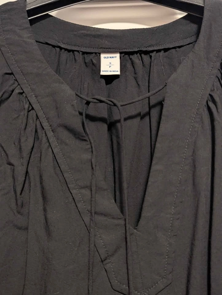 Old Navy Women's Black Sleeveless Shift Dress - Size Small - photo 3