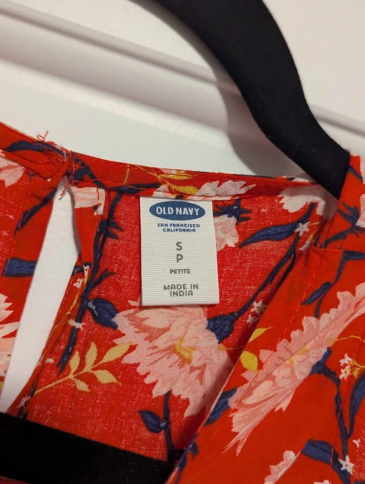 Old Navy Women’s Red Floral Sleeveless Sundress – Size Small Pet - photo 4