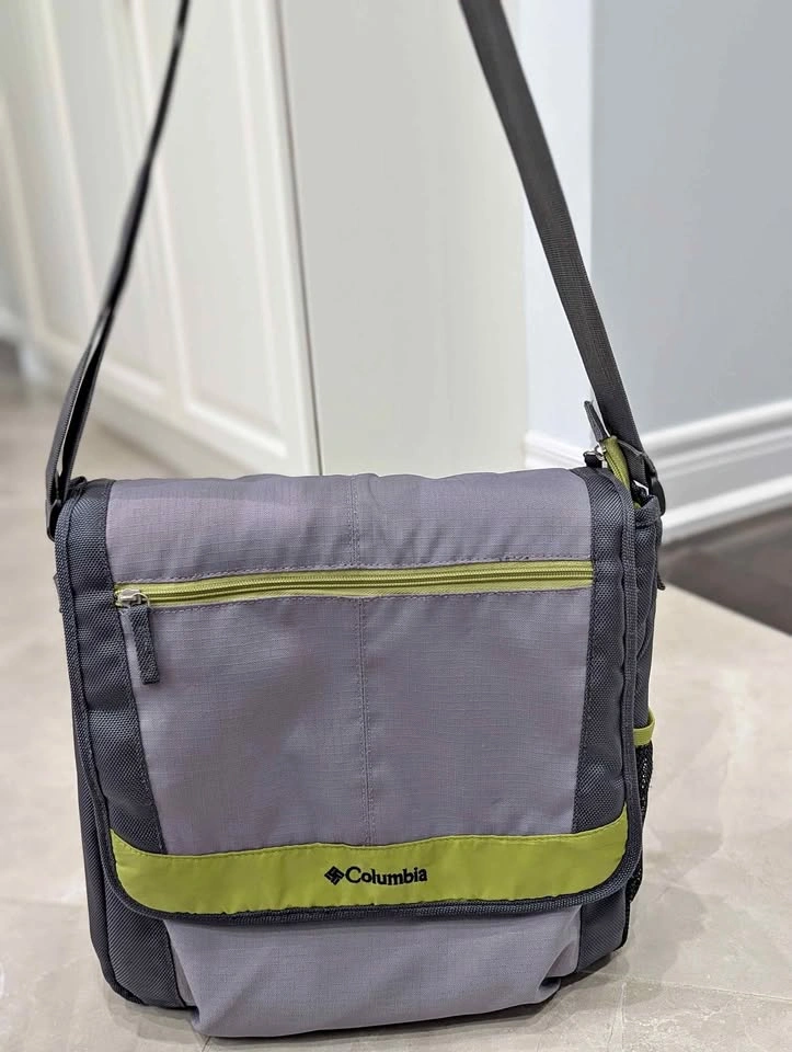Columbia Diaper Bag Messenger Gray Green Multi Pocket Insulated