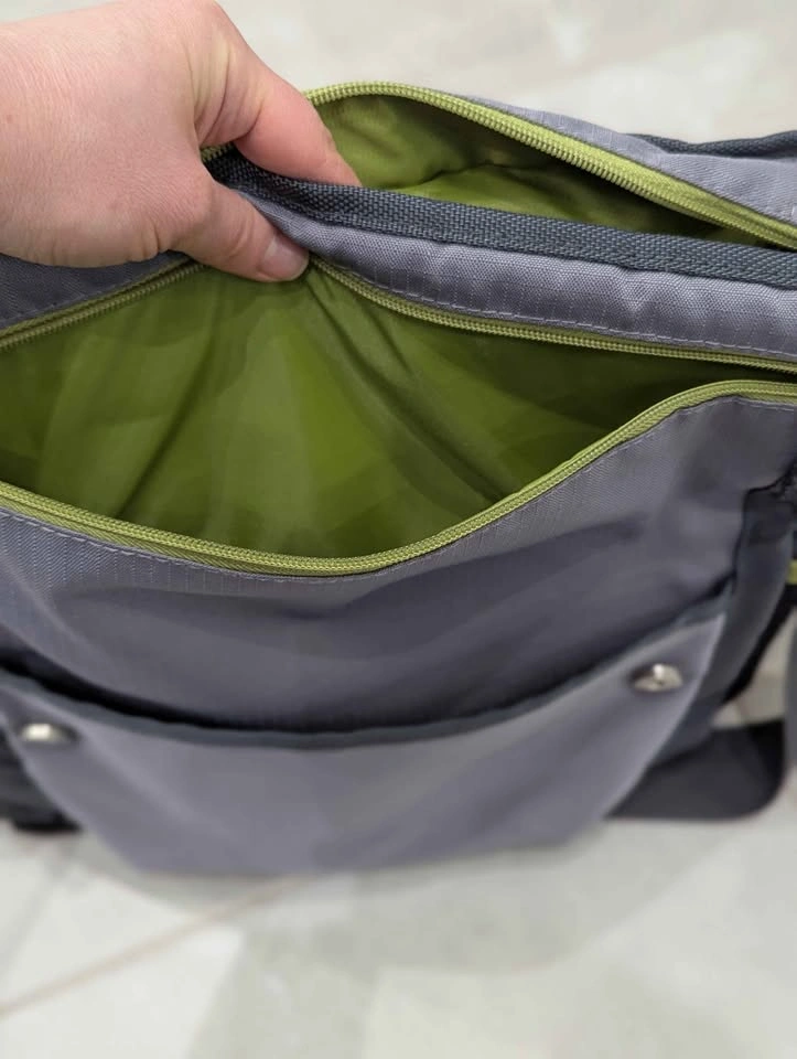 Columbia Diaper Bag Messenger Gray Green Multi Pocket Insulated - photo 4