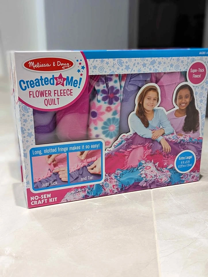 Brand New Sealed Melissa & Doug Flower Fleece Quilt Kit