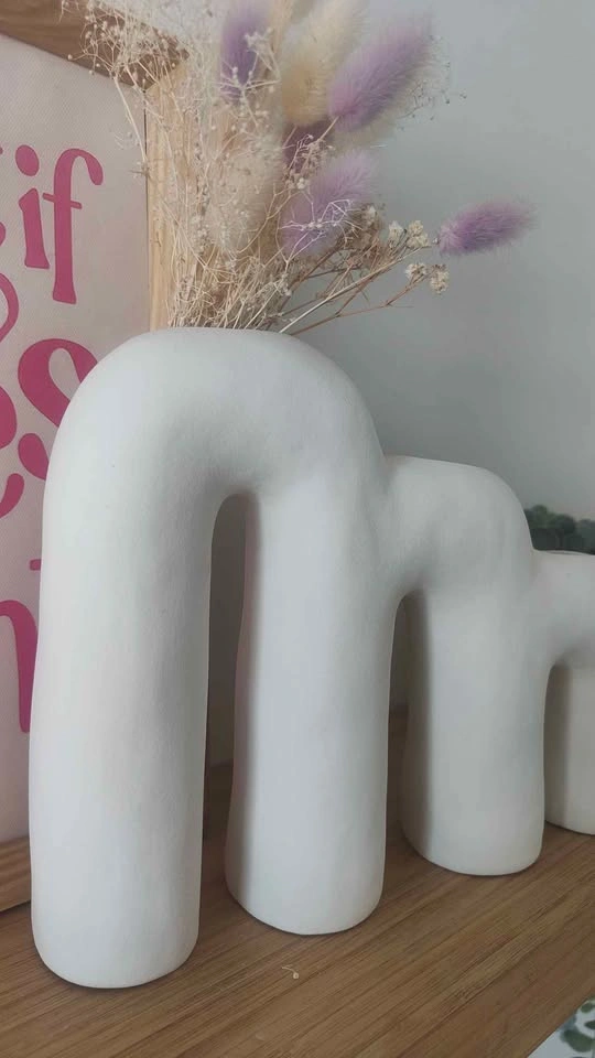 Handmade Ceramic Vase - M Shape - photo 3