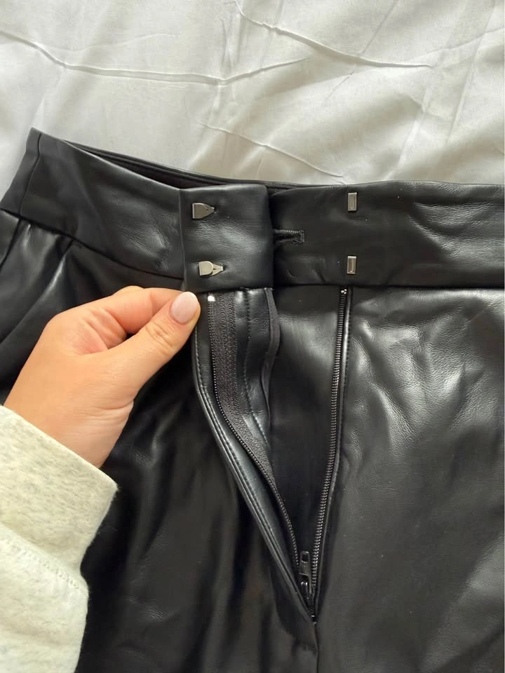 High Waisted Leather Short - photo 2