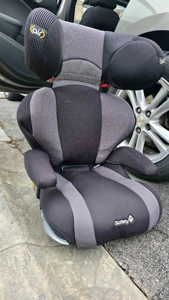 Adjustable Highback Booster Seat