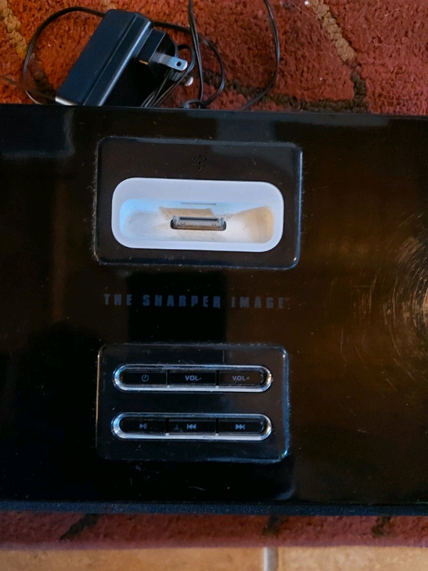The Sharper Image Speaker / iPod Station - photo 2