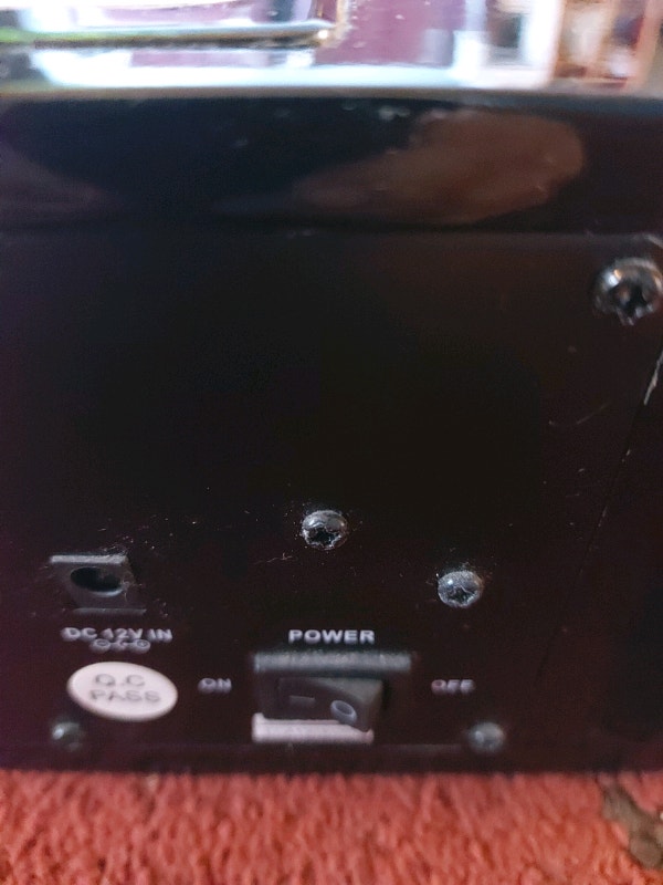 The Sharper Image Speaker / iPod Station - photo 5