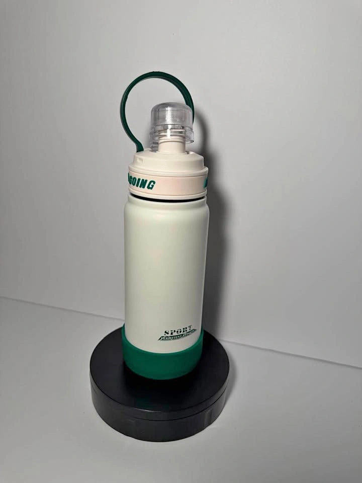 New Insulated Sport Water Bottles w/ Handles 20oz