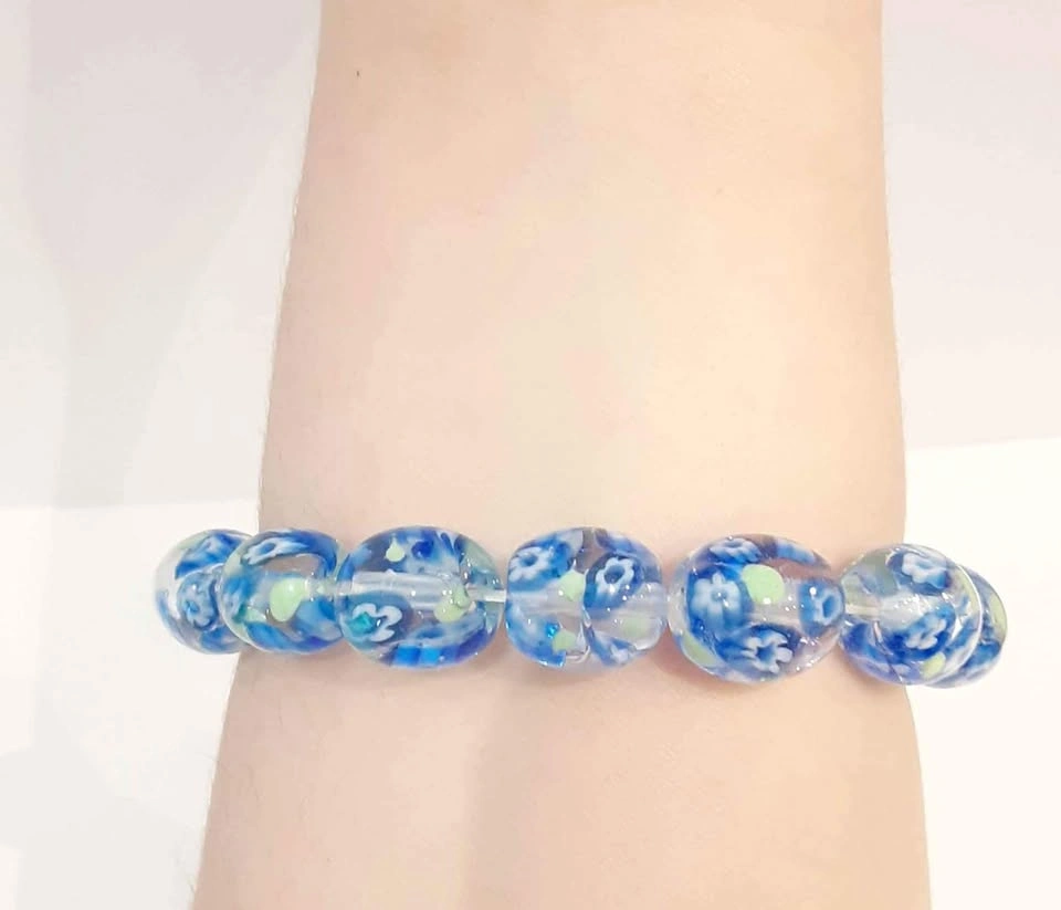 Handmade Glass Bead Bracelet - Blue Floral - photo 4