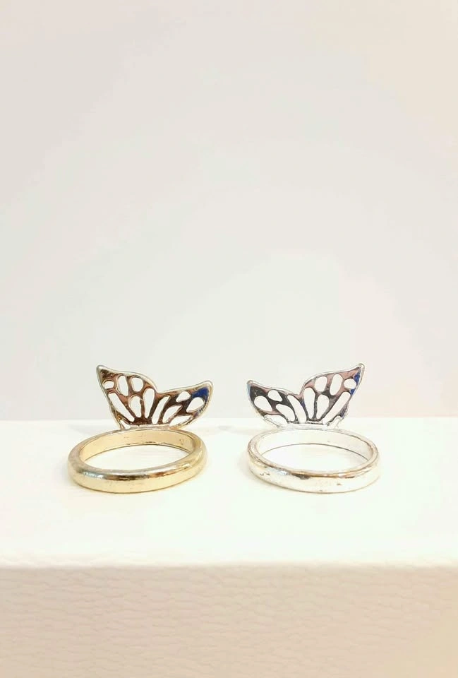 Butterfly Ring Set Silver/Gold - Claires Prism (Size 8) - photo 2