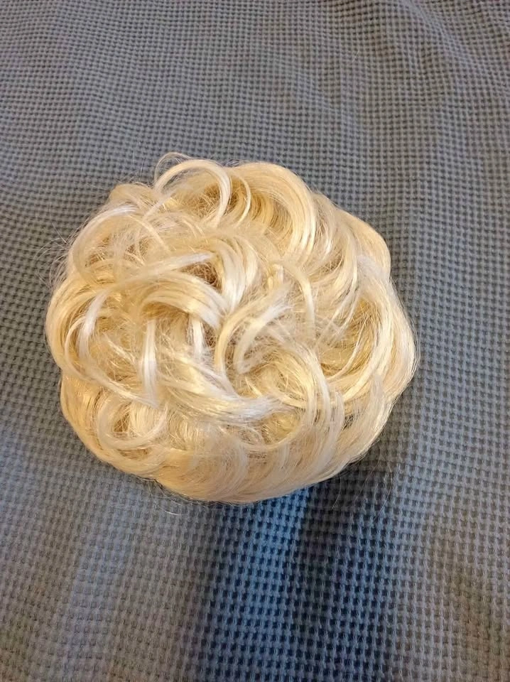Blonde Beauty Bun