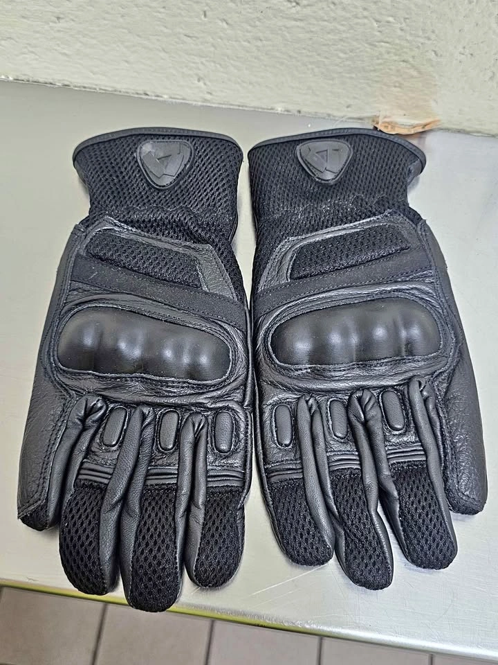 Black Leather Motorcycle Gloves with Knuckle Protection Size L