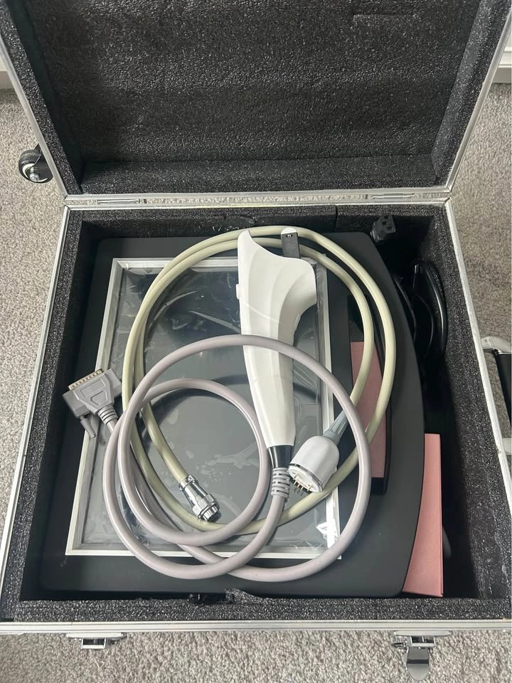 HIFU Machine – Like New (Black Case, Includes Cartridges) - photo 2