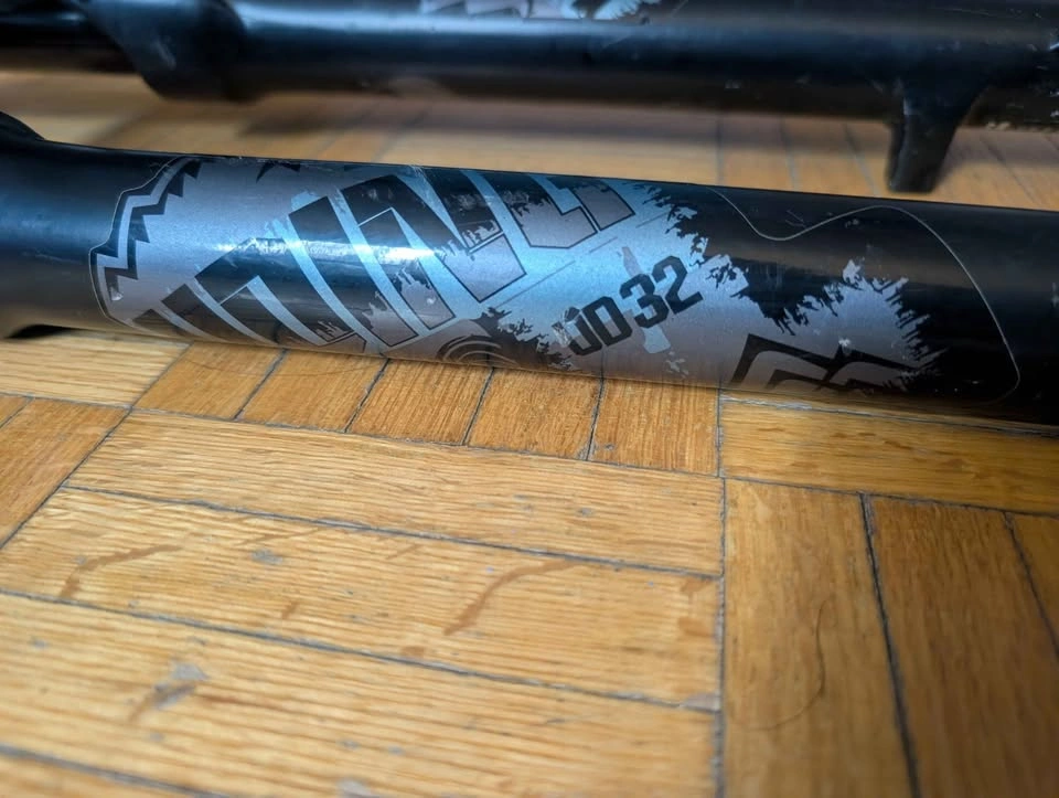 UDING UD32 Suspension Fork - photo 2