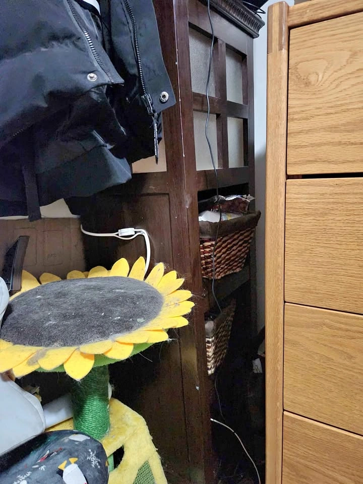 Fully functional bedside tables