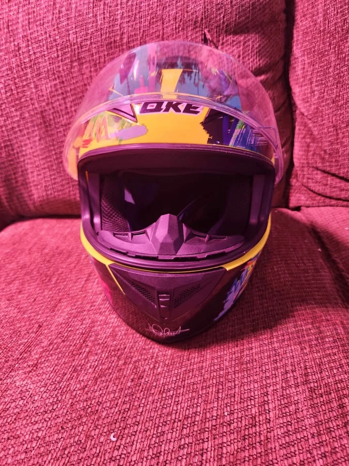 Brand new motorcycle helmet with tags - photo 2