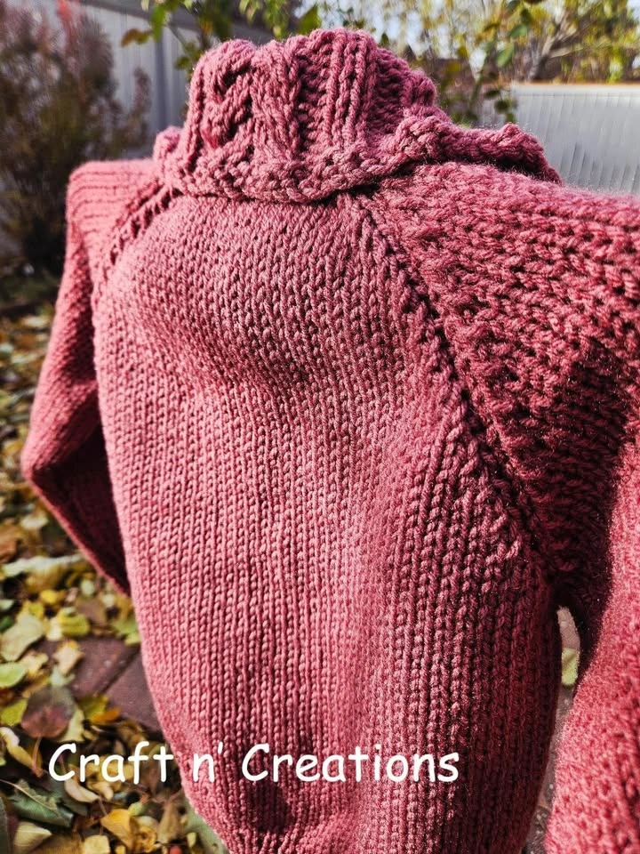 Cardigan with Cabled Collar & Front - photo 2