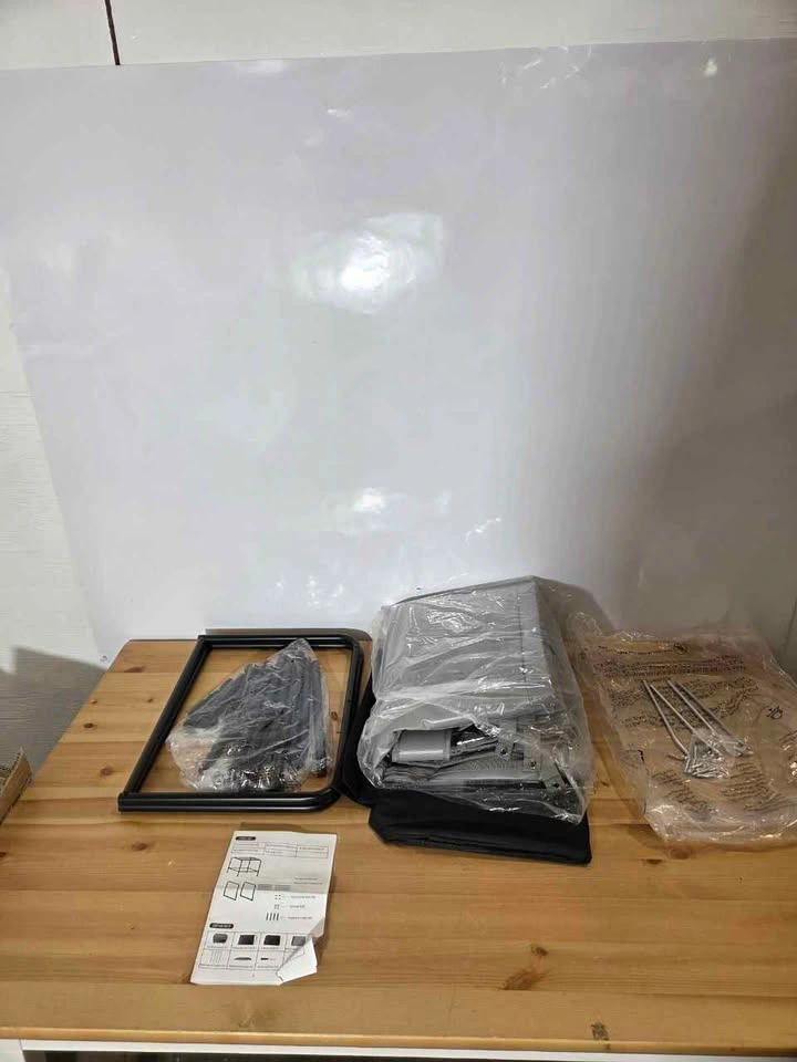 Heated Outdoor Cat House Insulated XL, New - photo 4