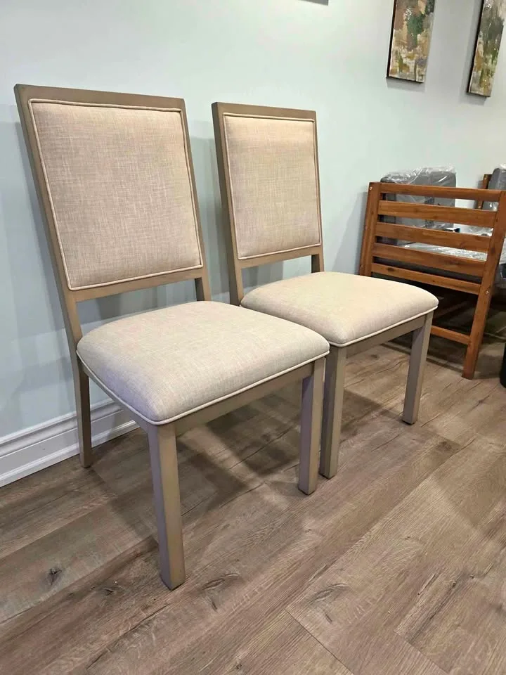 Set of 2 Modern Upholstered Dining Chairs thumbnail