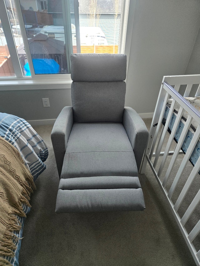 Nursing chair - photo 2
