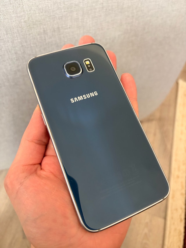 Samsung Galaxy S6 (SM-G920F)
